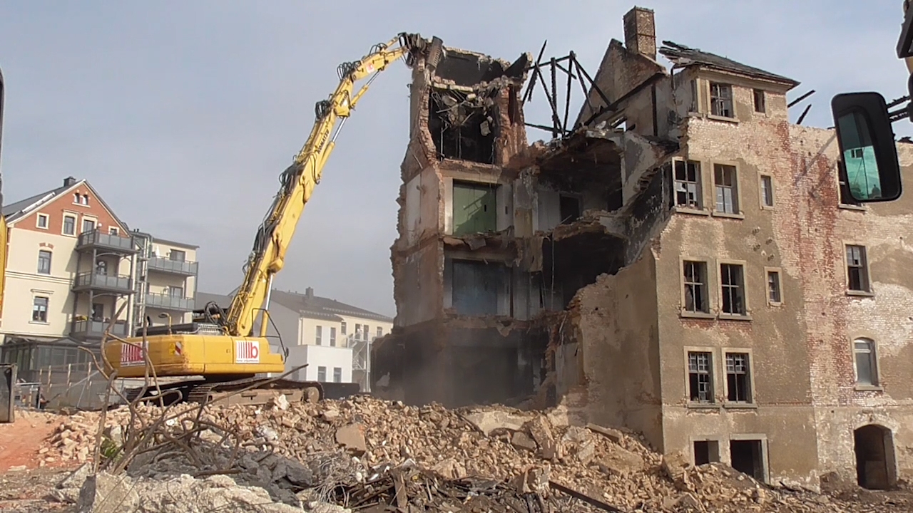 Megional mit dem Abriss des Möbelhauses in Olbernhau