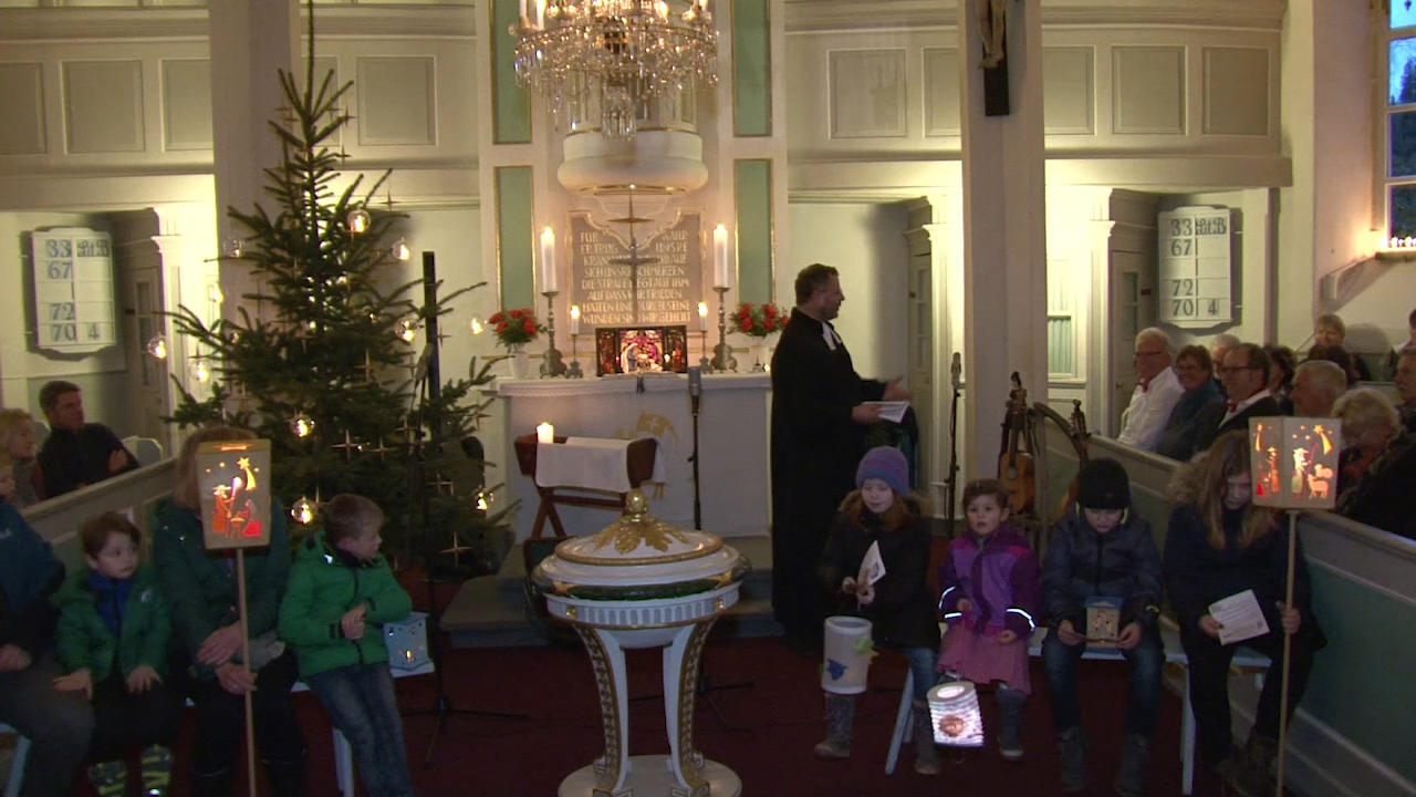 MEgional mit einem Gottesdienst zur Lichtmess in Seiffen