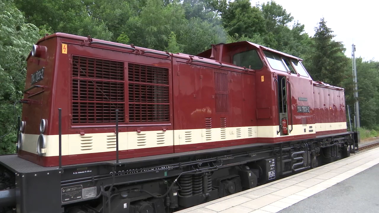 MEgional mit Nostalgie bei der Erzgebirgsbahn?