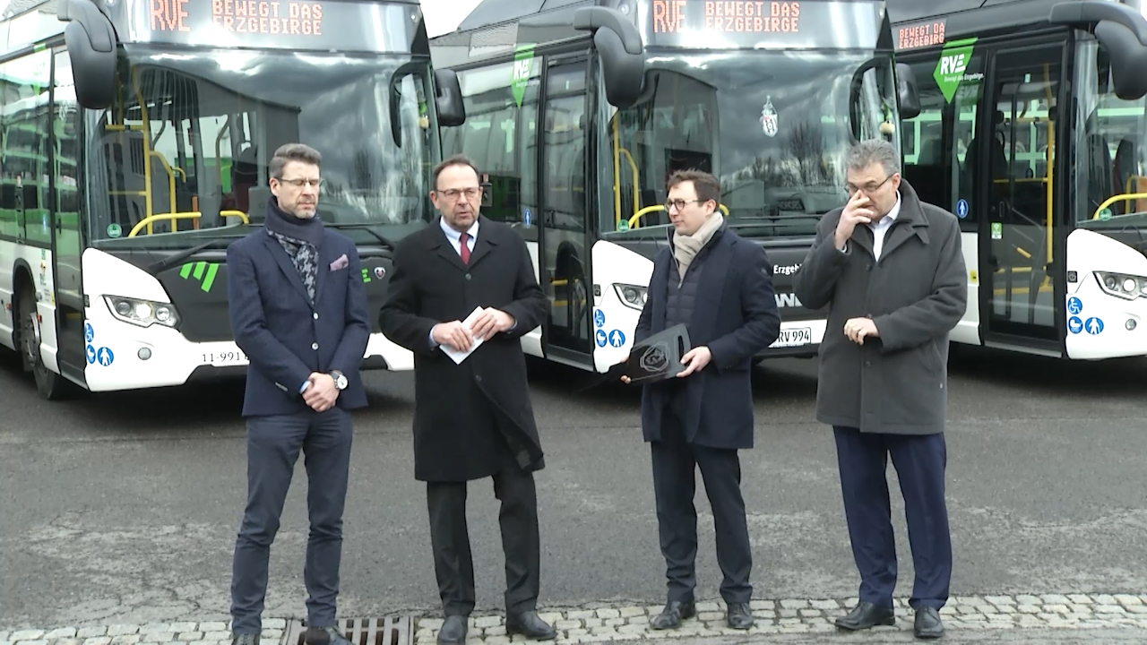 MEgional am 31. Januar 2020 mit neuen Bussen bei der RVE